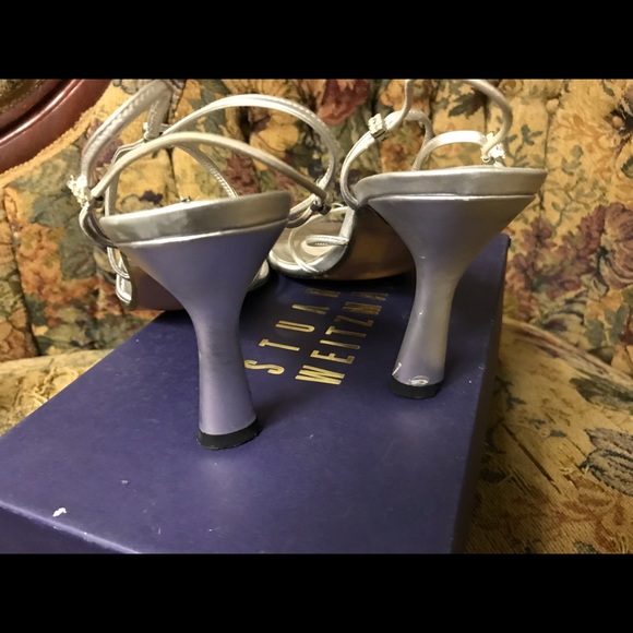 Size 9 Stuart Weitzman silver evening sandals. - Picture 3 of 4